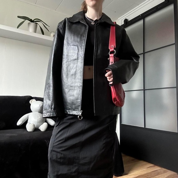 Vintage Black Genuine Leather Collared Jacket - Picture 5 of 8